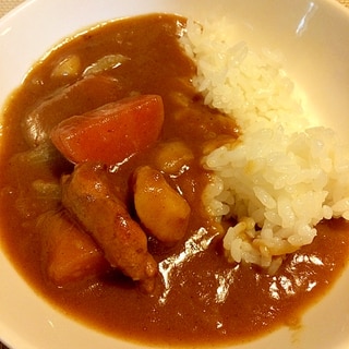 懐かしい野菜ごろごろカレーライス